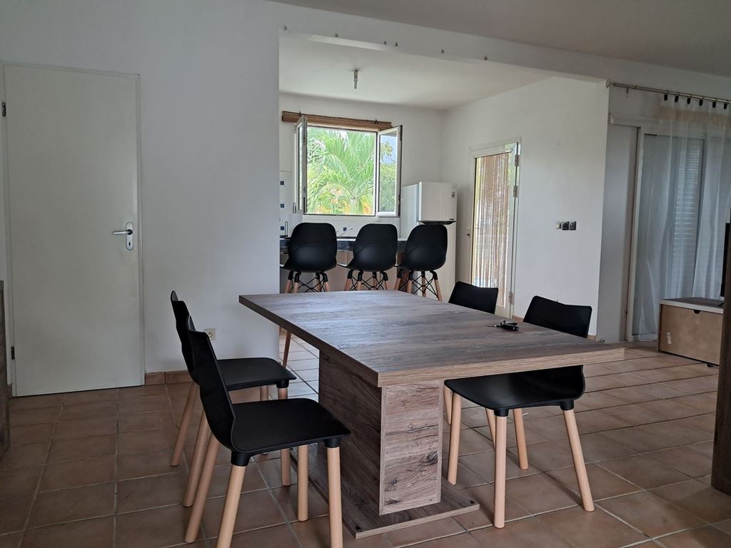 Appartement Duplex BAIE-MAHAULT (97122) KAZIMMO
