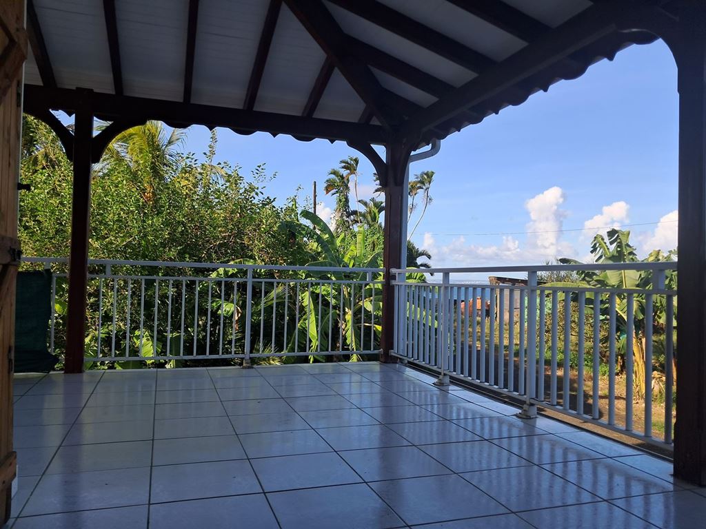 Appartement CAPESTERRE-BELLE-EAU (97130) KAZIMMO