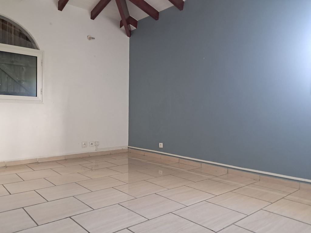 Appartement CAPESTERRE-BELLE-EAU (97130) KAZIMMO