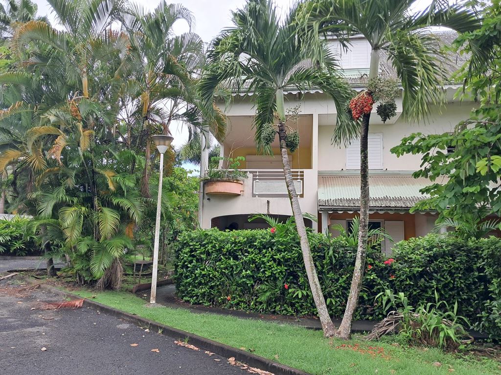 Appartement Duplex BAIE-MAHAULT (97122) KAZIMMO