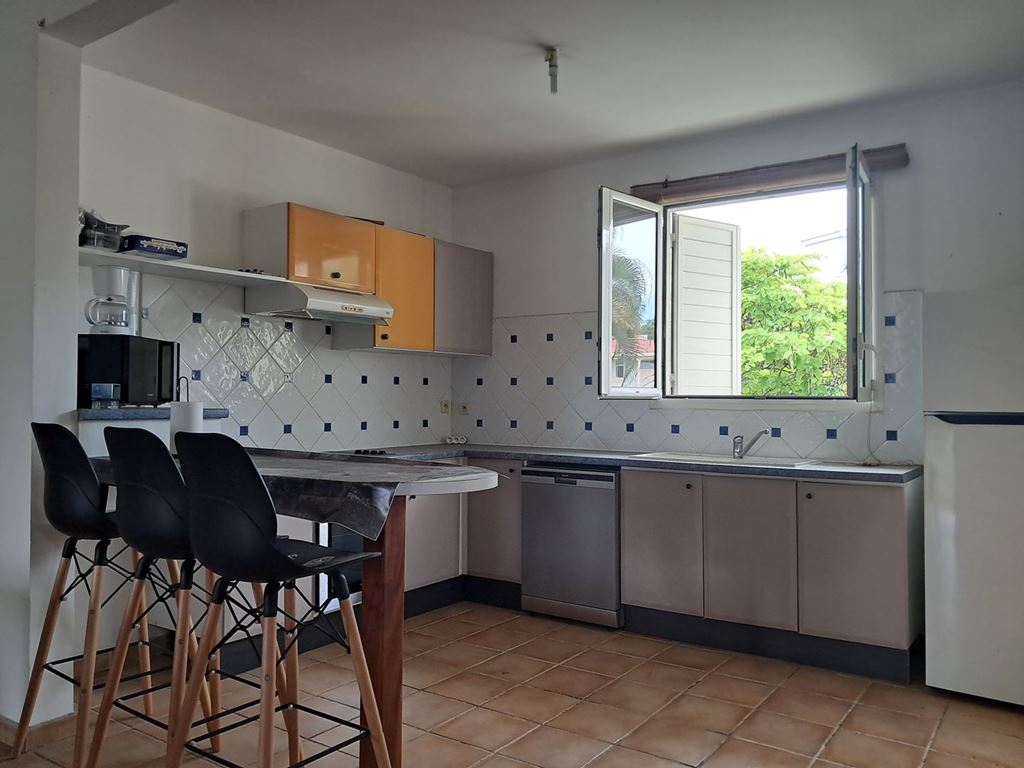 Appartement Duplex BAIE-MAHAULT (97122) KAZIMMO